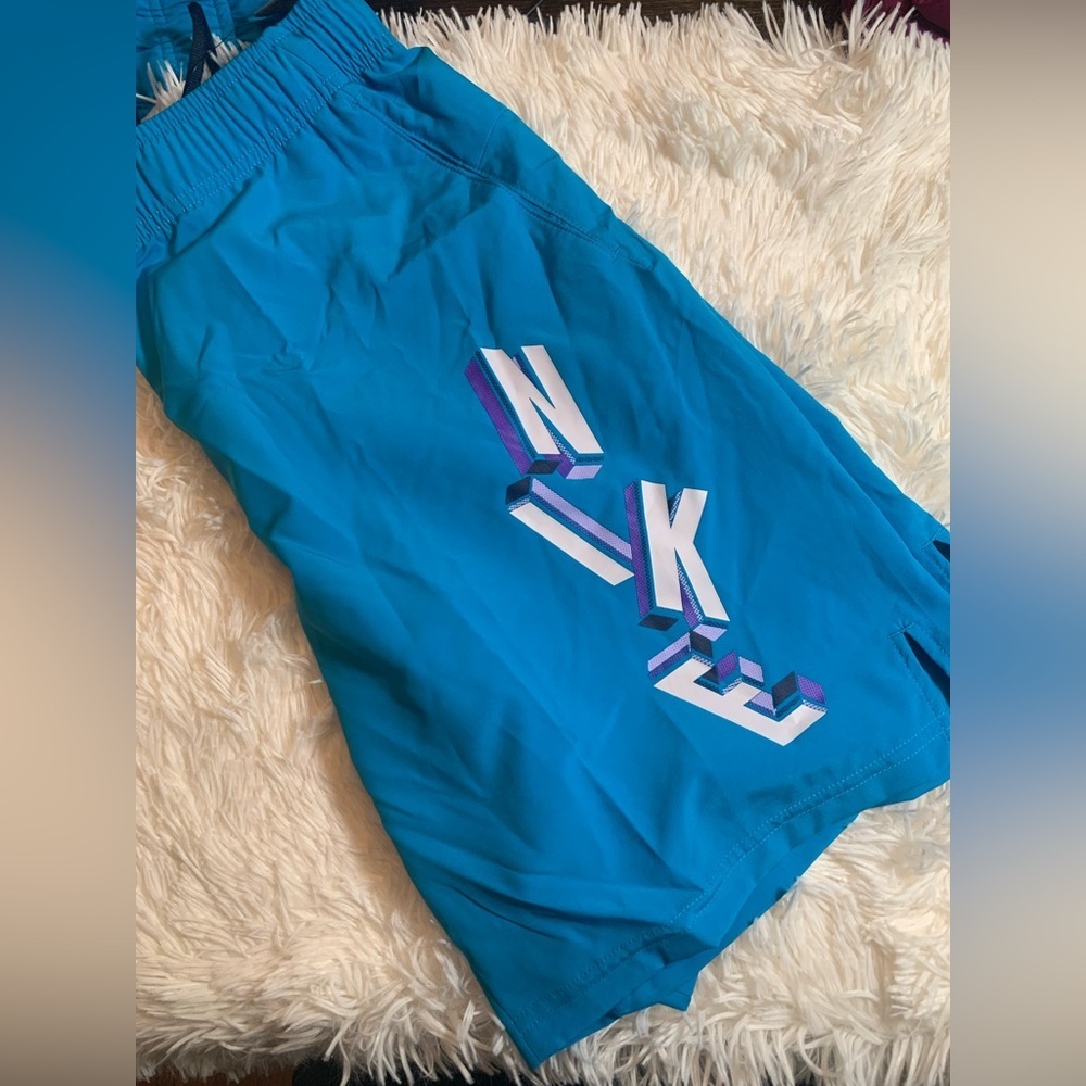 Nike men's Dri-Fit Flex Woven Shorts - Picture 2 of 5
